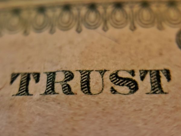 8 ways leaders can effectively create and manage a culture of trust